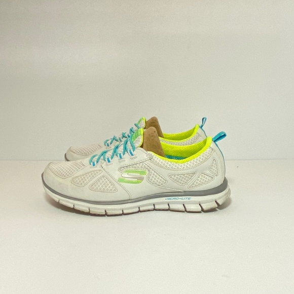 SKECHERS - MEMORY FOAM - WOMENS SIZE: 6 - Picture 7 of 11